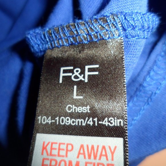 NWOT-Blue T-shirt with Button Detail - Picture 8 of 8